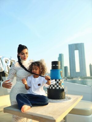 Donya Jahanbakht Instagram - آرتام من تولد چهار سالگيت مبارك💕 @artam  ورق بزن 
#birthday
