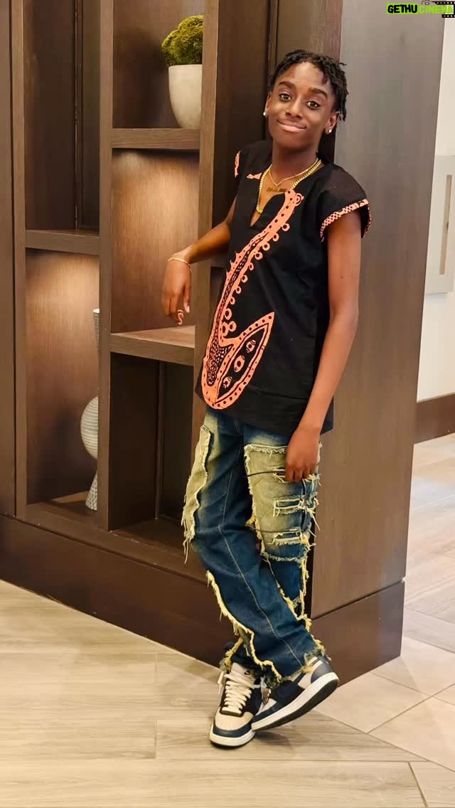 Doris Simeon - 1.2K Likes - My guy my gee.  #ayokunumi the ladies man 😁😁😁 I celebrate you my darling son. Its better late than never @kemmylaw2002