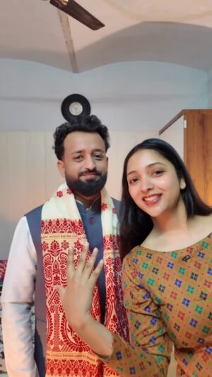 Dr Aishwarya Instagram - Tried a Mekhla Chador for the first timeāwrapped in tradition, grace, and pride šø
.
.
.
#mekhla #assamdiaries #traditional
