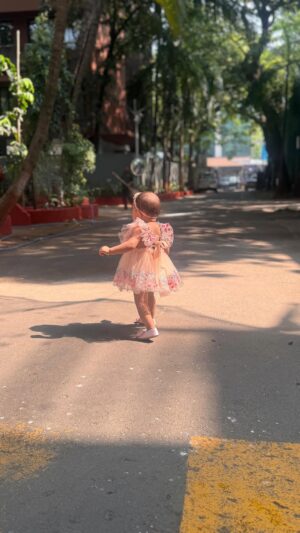 Drashti Dhami Instagram - ✨Addicted to her… forever and always 🤭
Happy Children’s Day to the little girl who made me a mom and filled my whole world. ♥️