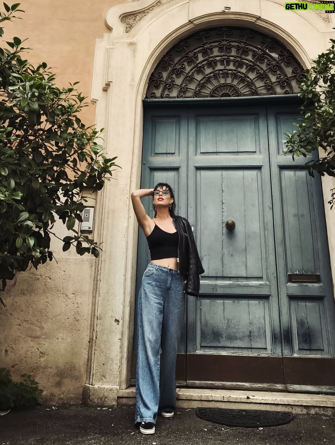 Duygu Şen - 8.4K Likes - 🙏🏼🙏🏼