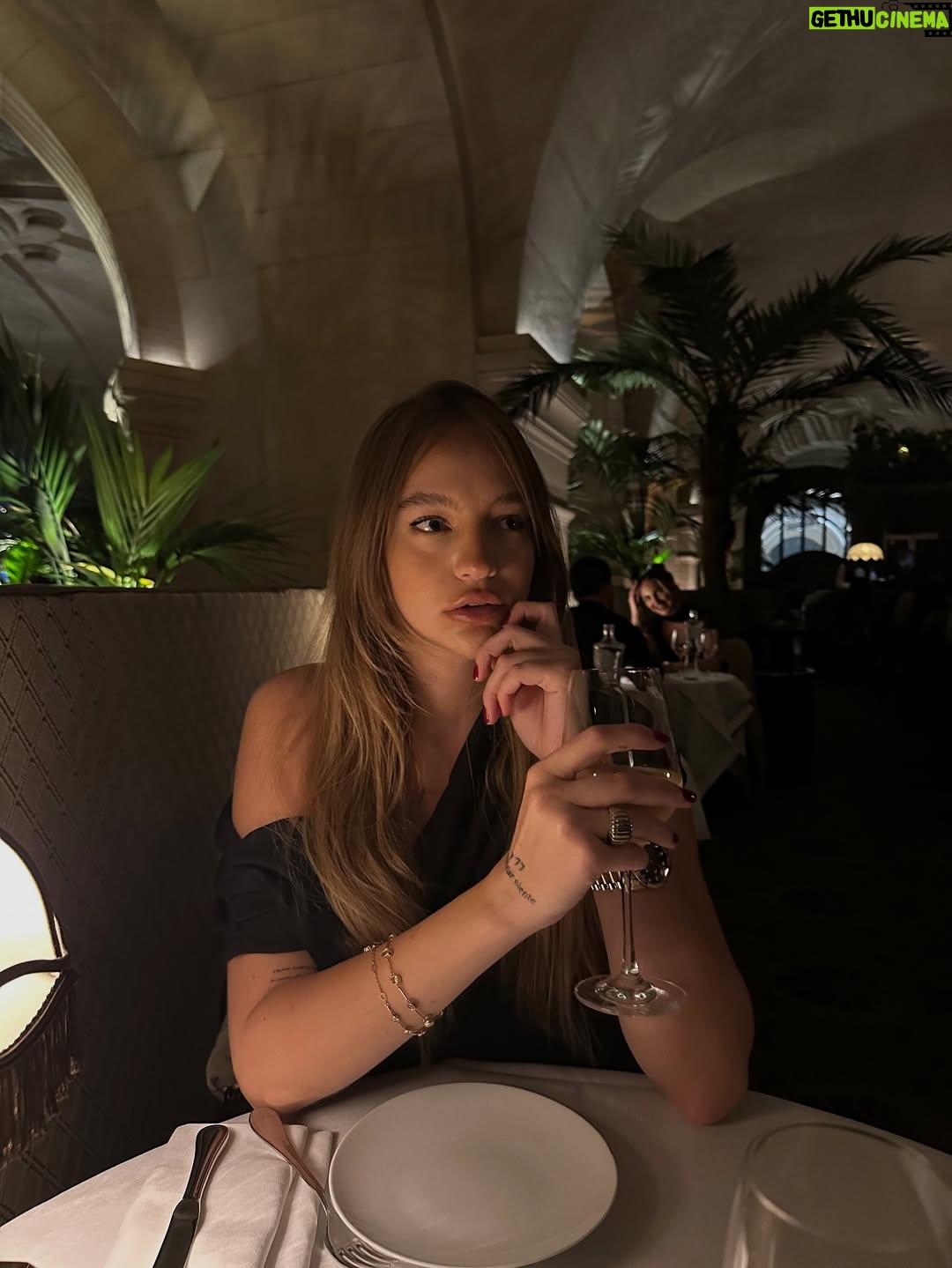 Ecem Atalay - 4.4K Likes - 
