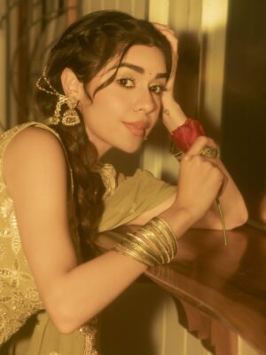 Eisha Singh Instagram - दिवाने …. 🤍
.
.
.
#EishaSingh #EishasTribe