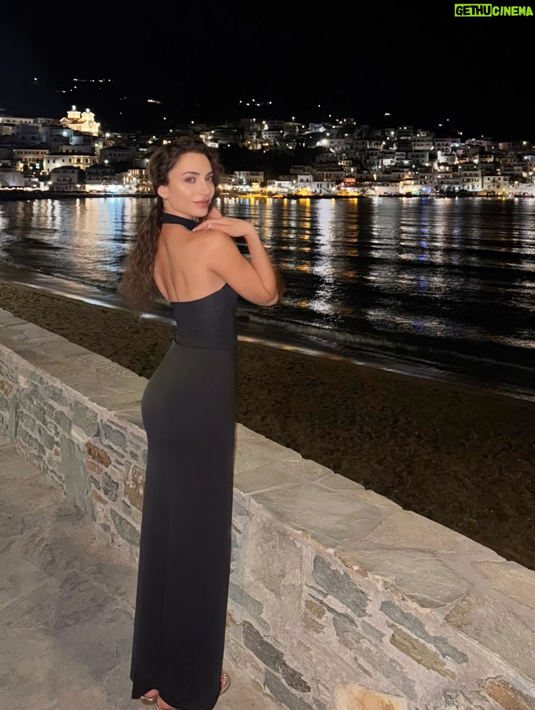 Elena Pieridou - 4.9K Likes - Άνδρος αρχόντισσα! 💙