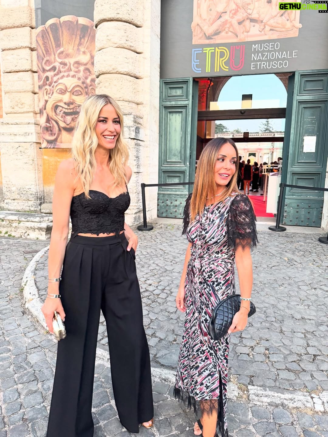 Elena Santarelli - 13.5K Likes - Villa Giulia 

@anlaids_lazio 

#charityevent 

Friends @ezia.mod @caterinabalivo @lorenzodelia