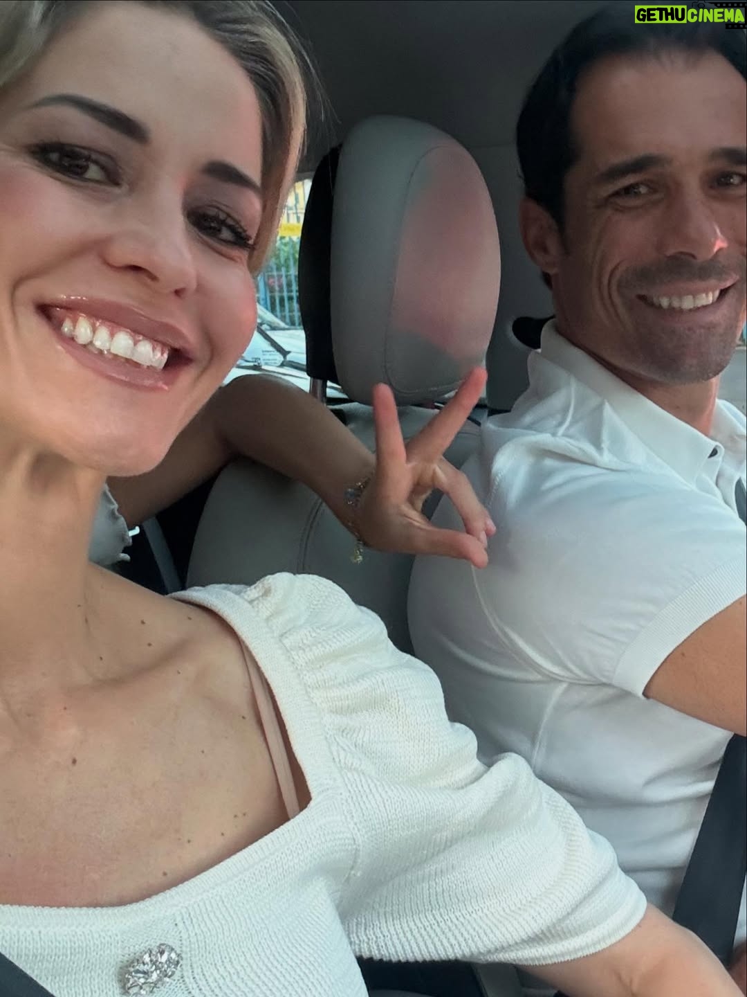 Elena Santarelli - 14.9K Likes - Le foto di Greta a mamma e papà 💫