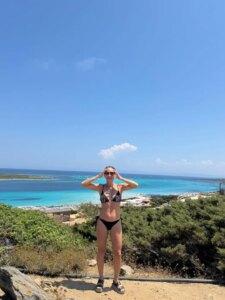 Actress Eleonora Wexler HD Photos and Wallpapers December 2025