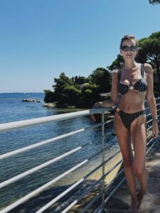 Actress Elisa Bachir Bey HD Photos and Wallpapers August 2025