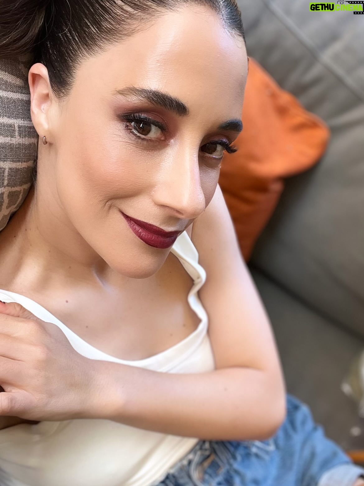 Elisa Zulueta - 8.9K Likes - Magia de @carofdezalamos en maquillaje y @viersaez en pelo

Maquillajes  @okwu_chile
