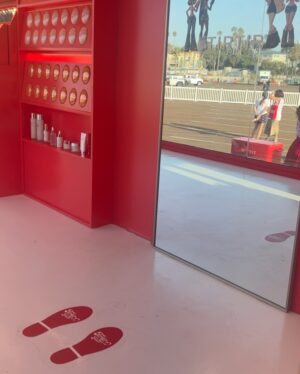 Elnaz Golrokh Instagram - Truck tour, beauty launch, and the Sweet team  thank you @tirtir_global ❤️🫶🏻!! Obsessed with this launch 🫶 TIRTIR at @ultabeauty