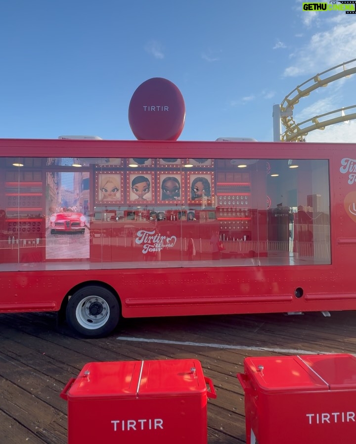 Elnaz Golrokh - 158.3K Likes - Truck tour, beauty launch, and the Sweet team  thank you @tirtir_global ❤️🫶🏻!! Obsessed with this launch 🫶 TIRTIR at @ultabeauty