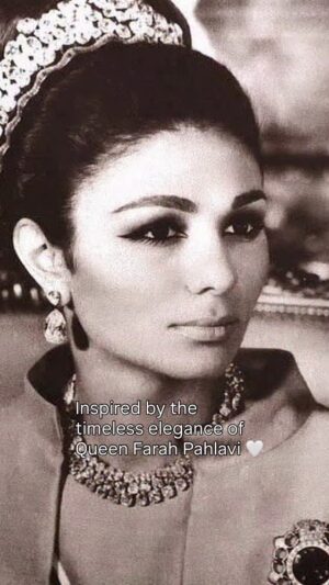 Elnaz Golrokh Instagram - Inspired by the timeless elegance of Queen Farah Pahlavi 🤍
@shahbanou_farah_pahlavi ✨👑❤️
 Make IRAN great again! @officialrezapahlavi 👑❤️ 
@yasmine.pahlavi 🫶🏻😍 
الهام گرفته از میکاپ شهبانو فرح پهلوی 
مادر ایران زمین، نمادی از شکوه و اصالت ،به امید دیدار شما و خاندان 
ایران ساز پهلوی در ایران به زودی