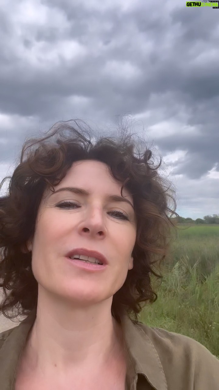 Elsa Lunghini - 7.6K Likes - 🌹🌹