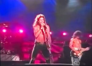 Elsa Lunghini Instagram - Je me suis réveillée avec Aerosmith ♥️♥️
.
.
#backtowork
