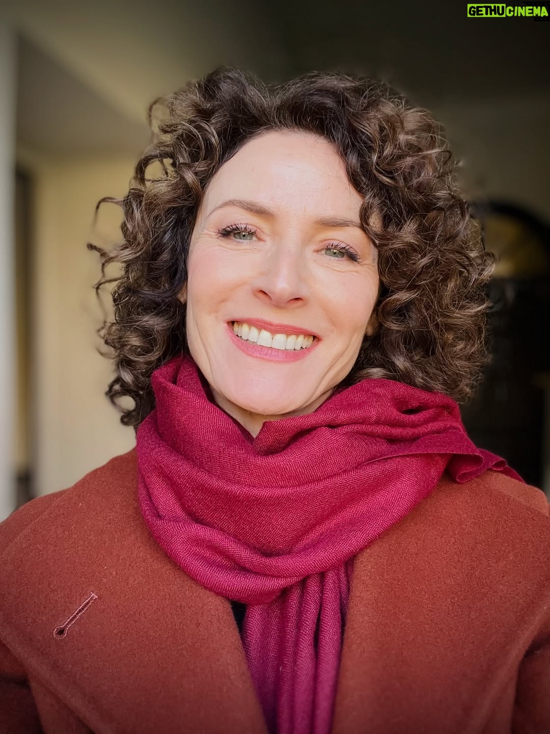 Elsa Lunghini - 3 Likes - « Deux femmes dans la fleur de l’âge »
Avec dans le rôle principal @stephaniehassanmakeupartist 🙏
.
.
#itc 
#icitoutcommence 
#sérietv
#cinemamuet