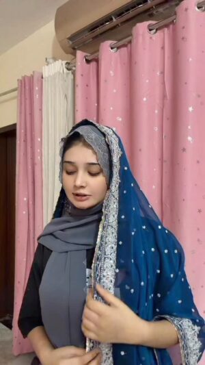 Eman Shehzadi Instagram - 😮‍💨♥️

.
.
.
#eman #emanshehzadi #insta #instareel #hijabigirl