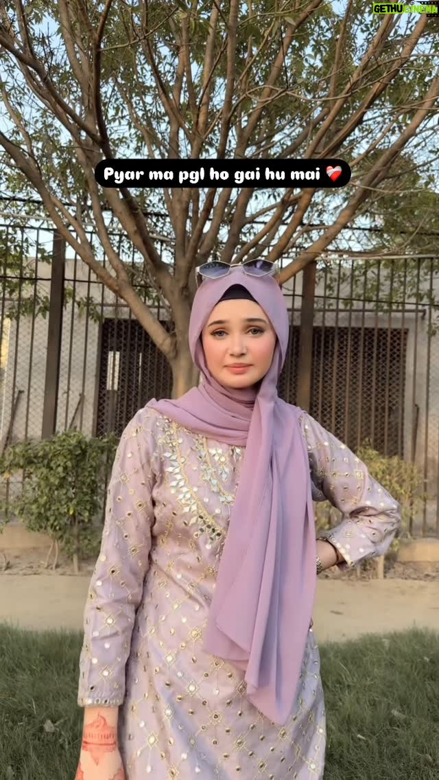 Eman Shehzadi - 72.2K Likes - Itna koi dheeth kesy ho skta hai ? ❤️‍🩹🌚 

.
.
.
#eman #emanshehzadi #insta #instareel #hijabigirl #emanpoetry