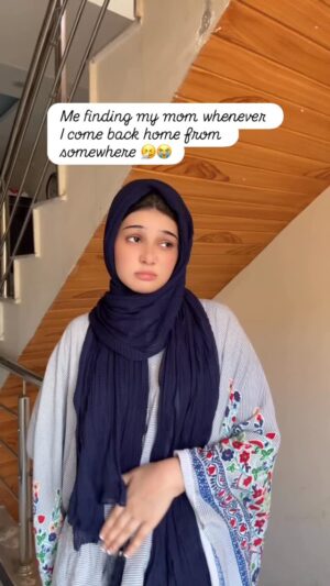 Eman Shehzadi Instagram - Mama 😭😂 

.
.
.
#eman #emanshehzadi #insta #instareelhijabigirl