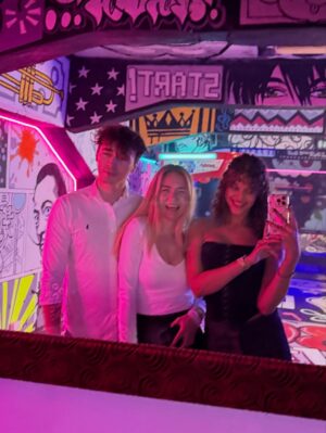 Emilia Dankwa Instagram - happy new year!✨