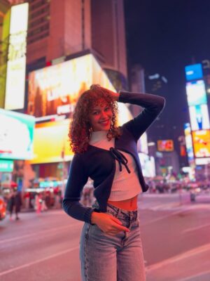 Emilia Dankwa Instagram - 🎀💙
•
#timessquare #nyc #usa