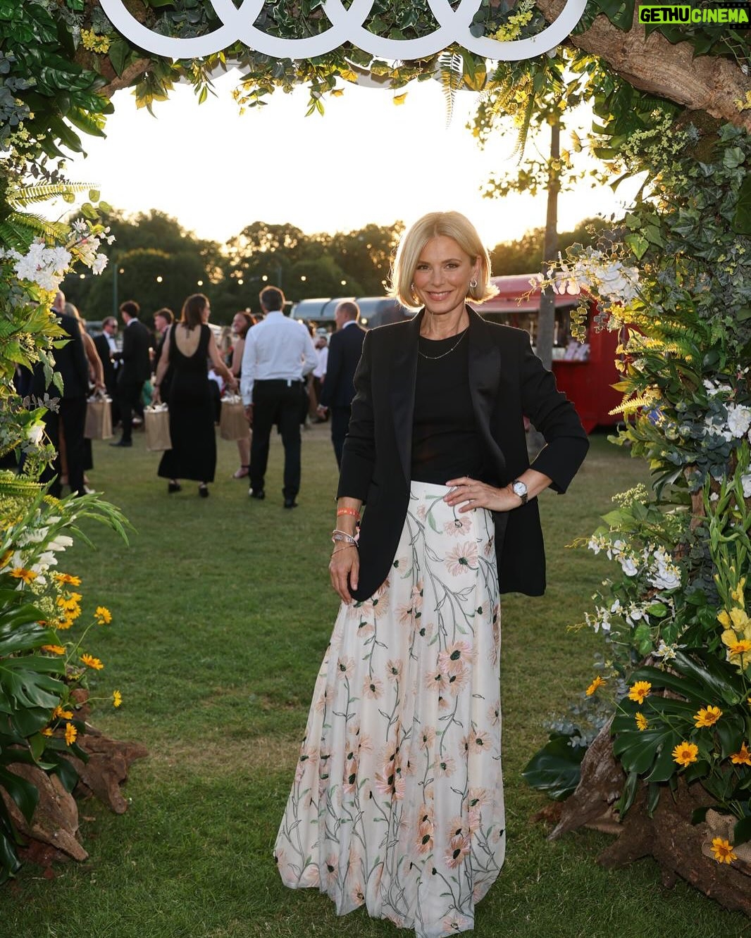 Emilia Fox - 8.3K Likes - Such a special night yesterday at #AudixHenley  Thank you @audiukpress for inviting me. I enjoyed every bit of it from the delicious supper thanks to @awongsw1 and @theo.randall The fantastic music by @Mcflymusic And the best company - it was a real treat to meet the delightful @carlcunard and @mattstarko 
Plus fireworks 🎇 and my first experience of a Glambot💁🏼‍♀️ A night to remember! 

💄@lizbeckettmua 
👗@me_andem
📸 1-3 Dave Benett for Getty