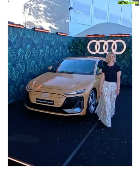 Emilia Fox - 8.3K Likes - Such a special night yesterday at #AudixHenley  Thank you @audiukpress for inviting me. I enjoyed every bit of it from the delicious supper thanks to @awongsw1 and @theo.randall The fantastic music by @Mcflymusic And the best company - it was a real treat to meet the delightful @carlcunard and @mattstarko 
Plus fireworks 🎇 and my first experience of a Glambot💁🏼‍♀️ A night to remember! 

💄@lizbeckettmua 
👗@me_andem
📸 1-3 Dave Benett for Getty