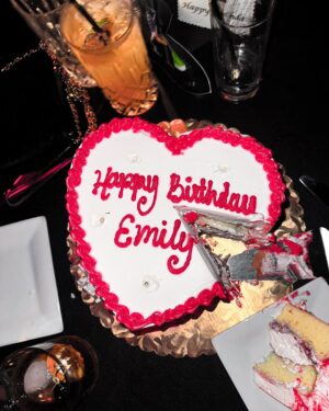 Emily Alabi Instagram - Cumpleaños feliz 🥰
Thank you God for another year of life. ✨
#grateful