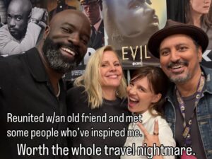 Emma Caulfield Instagram - The show that couldāve been. šGreat weekend. Thank you to all who came out and to dizzying energy of the crowds. Xx #evil #marvel #buffy #comedy #wandavision #dragoncon #fangirl