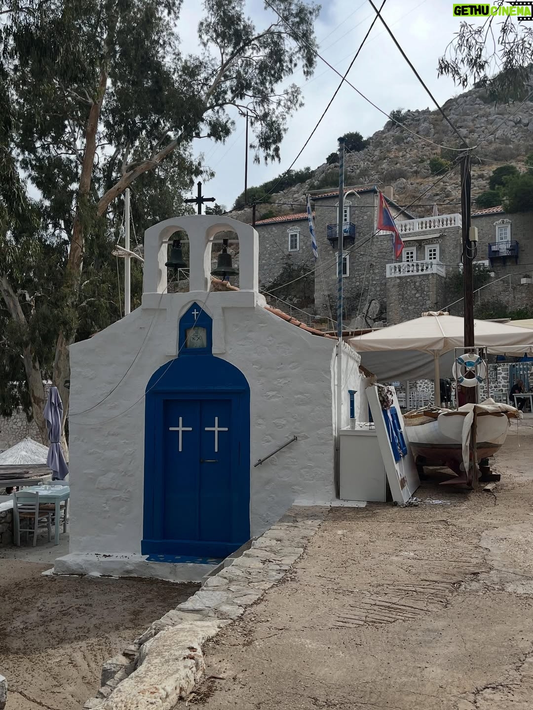 Emmanuelle Béart - 5.1K Likes - Immensely grateful to @marieclairegreece  and the wonderful team @lagence1222  for this incredible trip … 🇬🇷🤍🇬🇷 forever