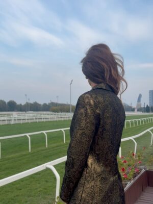 Enrica Guidi Instagram - Ogni luogo ha la sua magia!

@ippodromo_snai_san_siro

Total look @sandroparis