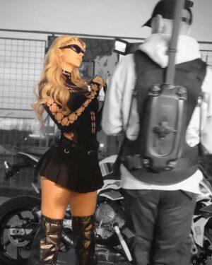 Era Istrefi Instagram - In ha mood