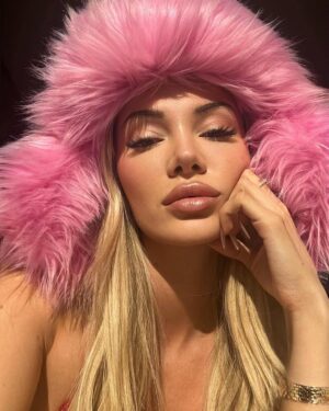 Era Istrefi Instagram - 🌹