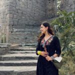 Esha Kansara