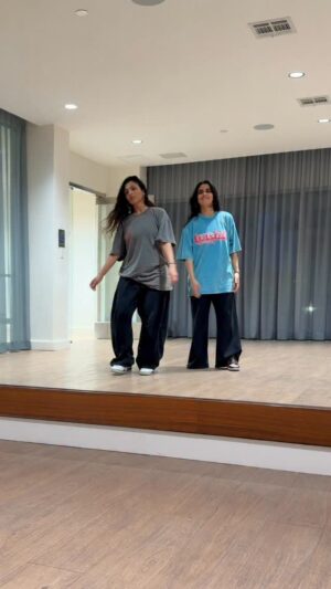 Eshani Pat Instagram - Had to learn this 🔥 @leonel.sequeira choreo with my soul sista @imanvi1013 🩵