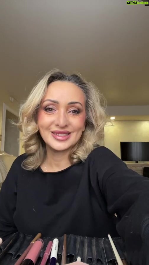 Eteri Beriashvili - 1.5K Likes - Макияяяяяяж
Спасибо вдохновителям:
@deniskartashev 
@makeupbyellin 
@lenamotinova 
@natalyashik