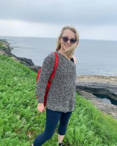 Actress Evanna Lynch HD Photos and Wallpapers November 2025