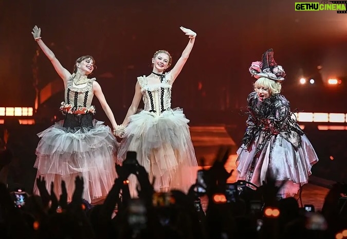 Evie Templeton - 495.6K Likes - The most unforgettable night …memories for a lifetime 
Thank you so much for having us perform with you on stage @ladygaga 💗