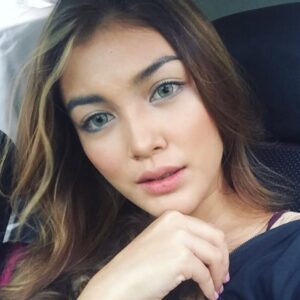 Eyka Farhana Instagram - literally my archived posts from 2016 😋 Just realised 10 years ago I was obsessed with green & blue lenses and super heavy makeup. trying sooo hard to look older than my age 😂 Hahaha how time flies! Nak cari filter bunga bunga dekat snapchat tak jumpa pulak lol 😂