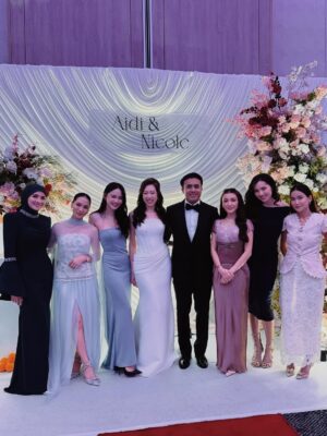 Eyka Farhana Instagram - First wedding date with my husband 🩷✨ 
Congrats Nicole & Aidi! You guys are a perfect match. May your love grow stronger forever and may your marriage be filled with everlasting love and happiness. 

In my custom made by @merahjambuofficial_ 🤍 I told Hana I wanted something simple but sweet, and she truly made it happen. Thank you for making my dress look so sweet ✨