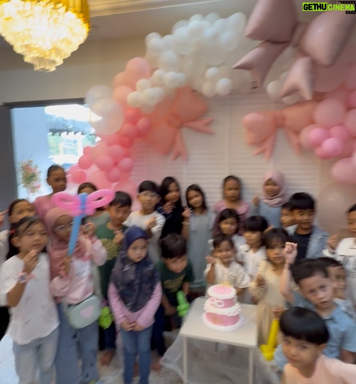 Ezzaty Abdullah - 885 Likes - Happy Birthday my Pretty baby! ❤️ Harap Harum happy dpt celebrate dgn kesayangan2 Harum harini. 
1st time ibu buat kek 2 tingkat. ok lahhh.janji harum suka n licin semua org makan n suka. Sorry mercun xde, kita main letup2 belon je lagi best kan. sorry aunty2 yang berhempas pulas kempiskan perut nak tiup belon2 Harum semalam. Yang penting Harum enjoy dari effort uolss❤️ Big thank yiu jugak kepada semua jiran2 yang xhenti2 tolong jayakan birthday harum, adik beradik saya yg tolong masak sedap2. n syukur Ya Allah bagi nikmat “the flash” pada saya dapat siapkan kek pagi tadi 1 jam, siapkan deco2 birthday Harum dalam 1 jam jugak. Tq semua yang hadir meriahkan majlis! walaupun everything last minit, tapi Harum happy sangat! Semoga Harum membesar jd anak solehah, penyayang, pembersih, sihat tubuh badan dan sentiasa dikuatkan iman. ❤️❤️❤️