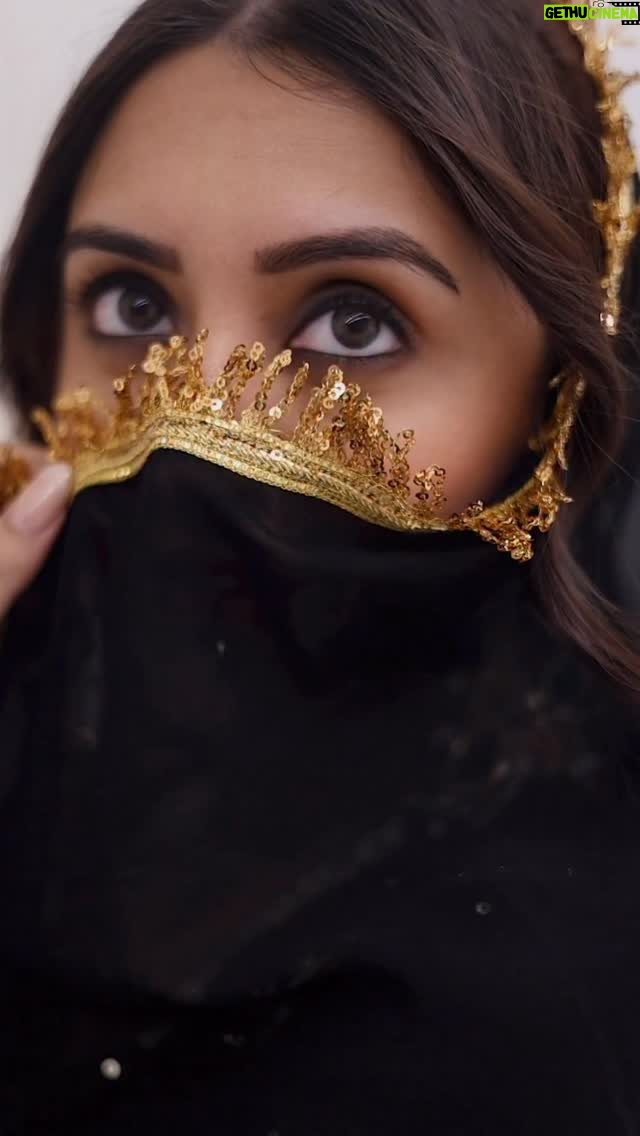 Farheen Panjwani - 19.3K Likes - Yaleena core✨ She’s so pretty!!

Can you believe this suit is under ₹5k? 😮😮 Comment ‘love’ to get direct links in your DMs 🔗📥

Outfit from @asheerakeepflourishing 🖤

PR @vblitzcommunications @ektara_world 

Earrings @polki_potli ✨

#QuickOutfitsWithFarheen

#Indian #Desi #Ethnic #BlackAnarkali #fashionreels #grwm #ootd #outfitinspo #personalstyle #weddingseason #weddingoutfits #weddingguest