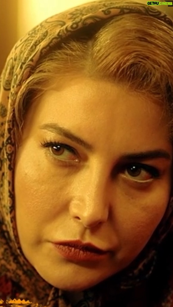 Fariba Naderi - 3 Likes - .
‎همزمان با آغاز اکران فیلم سینمایی «آدم فروش» از تیزر رسمی آن رونمایی شد. 
‎‌ تیزر رسمی فیلم سینمایی«آدم فروش» به کارگردانی محمود کلاری و تهیه‌کنندگی علی اوجی، توسط حمید نجفی‌راد ساخته شده است.
.
علی شادمان، فریبا نادری، سمیرا حسن پور، رویا جاویدنیا، نسیم ادبی، رایان سرلک با حضور صابر ابر، پژمان بازغی، رونیکا بهرام‌زاده و مهران مدیری، بازیگران این فیلم هستند.
.
همچنین عوامل تولید این فیلم عبارتند از:
فیلمنامه: محمود کلاری، با همکاری باران جعفری. مدیر فیلمبرداری: کوهیار کلاری . طراح صحنه: کامیاب امین عشایری . مجری طرح: نرگس محمدی . جانشین مجری طرح: آرمان مرادی . مدیر تولید:‌محمد حیدرقلی . تدوین: حمید نجفی‌راد . طراحی و ترکیب صدا: علیرضا علویان . موسیقی: حسام ناصری . مدیر صدابرداری: محمود خرسند . طراح گریم:‌ مهرداد میرکیانی . طراح لباس:‌ مهرنوش بیانی . سرمایه‌گذاران: علی اوجی، دکتر مهرداد ابراهیمی، آرمان مرادی، هومن حاجی عبدالهی . طراح جلوه های بصری: امیر ولی خانی . اصلاح رنگ و نور:‌فرهاد قدسی . عکاس: باران جعفری . مدیر تبلیغات، طراح گرافیک: روژان ایرجی . روابط عمومی: معین منصوری‌نژاد
پخش از: فیلمیران

@alioji
@filmiran.co
@adamforoosh.movie #faribanaderi @fariba_naderi__