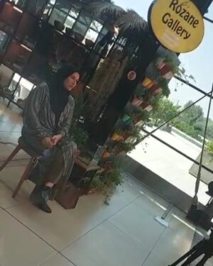 Fariba Naderi Instagram - #عشق #بازیگران_زن #مادر #مادر_شاغل #دخترانه #فريبانادری #فريبا_نادري #هنرمند #عشق #faribanaderi 🤍🌹🤍🌹🧿🤍🌹