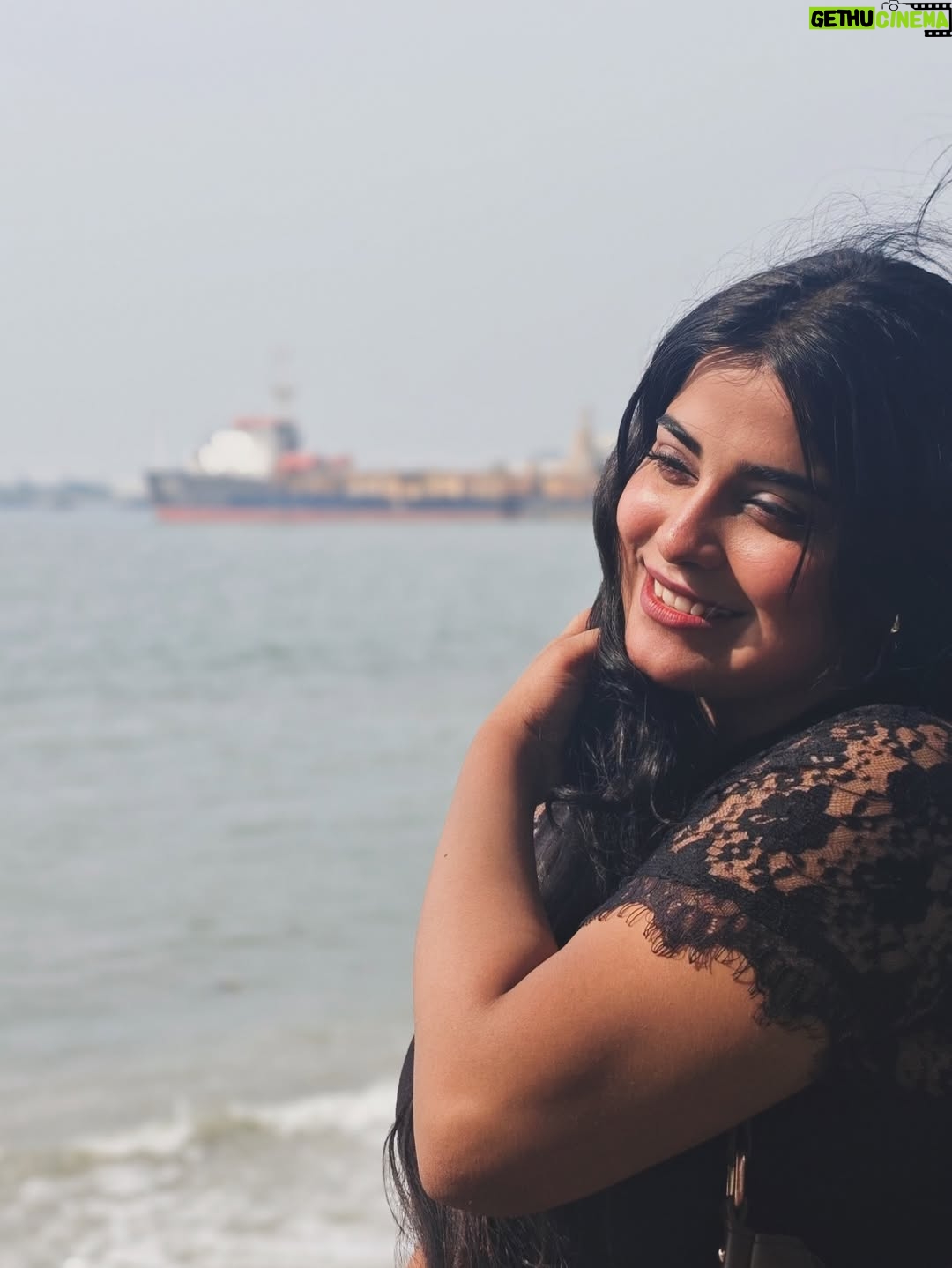 Farsana Rahman - 421 Likes - “You shouldn’t never regret something that made you smile.” 
🤍🦋

#fortkochi #newyear #2025 #travelling #fypage