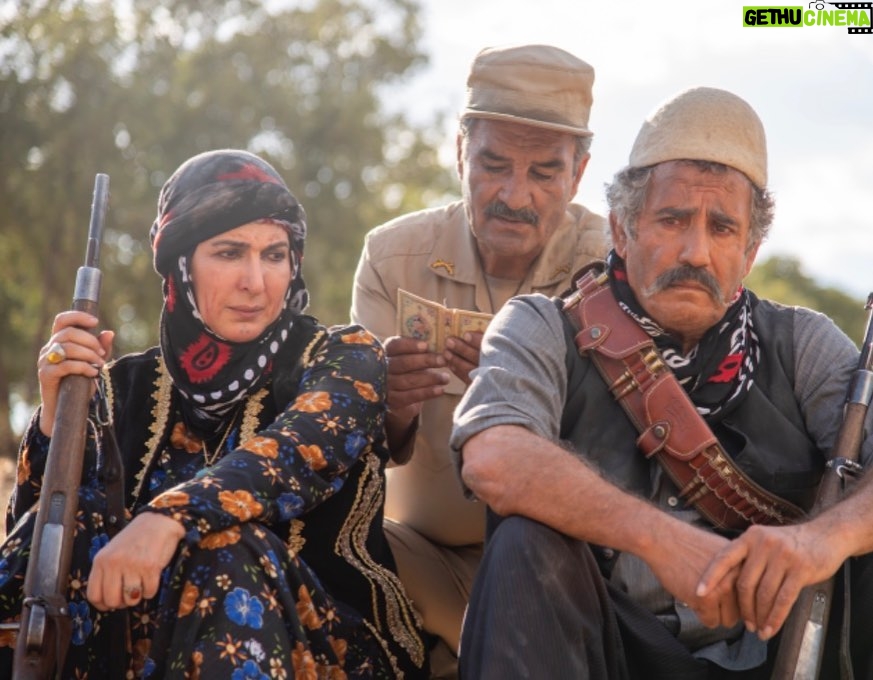 Fatemeh Goudarzi - 31.9K Likes - مدتی در مکانهای آبا واجدادی کار و زندگی کردم الان که چندوقتیست اونجارو ترک کردیم وکار به اتمام رسید و حتی پخش هم شد عجیب دلتنگم دلتنگ اون لوکیشنهای زیبا ودلتنگ مردمش که با صفا وصمیمیت به ما لطفشون رو ابراز میکردند باید بدونن که همیشه در قلب من هستید چه باشم در نزدیکیه شما چه نباشم ❤️
#استان_لرستان #خرم آباد #بروجرد #ازنا #الیگودرز.......