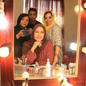 Fatemeh Goudarzi Instagram - فیلم مهشید بکارگردانی نویداسماعیلی @navid_esmaeli #fatemeh_goudarzi #فاطمه_گودرزی #فیلم #تله_فیلم #هنر
@hassan_shokouhi_official