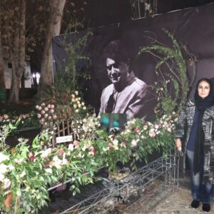 Fatemeh Goudarzi Instagram - این روزها حال هیچکدوممون خوب نیست بتازگی یکی از انسانهای خوب زمین رو از دست داده بودیم و عزادار در ماتم نبودش مبهوت مانده بودیم که باز هم عزیزانی مثل آقای انصاریان ومیناوند پر کشیدند یعنی باز هم باید عزیز دیگری از بین ما بره تا بفکر وارد کردن واکسنی برای مردم نجیبمون اونم از نوع خوبش بشیم #واکسن_برای_ایران  #واکسن_بخرید  صبوری داره به آخر میرسه ملت رو دوست داشته باشید#فاطمه_گودرزی #fatemeh_goudarzi