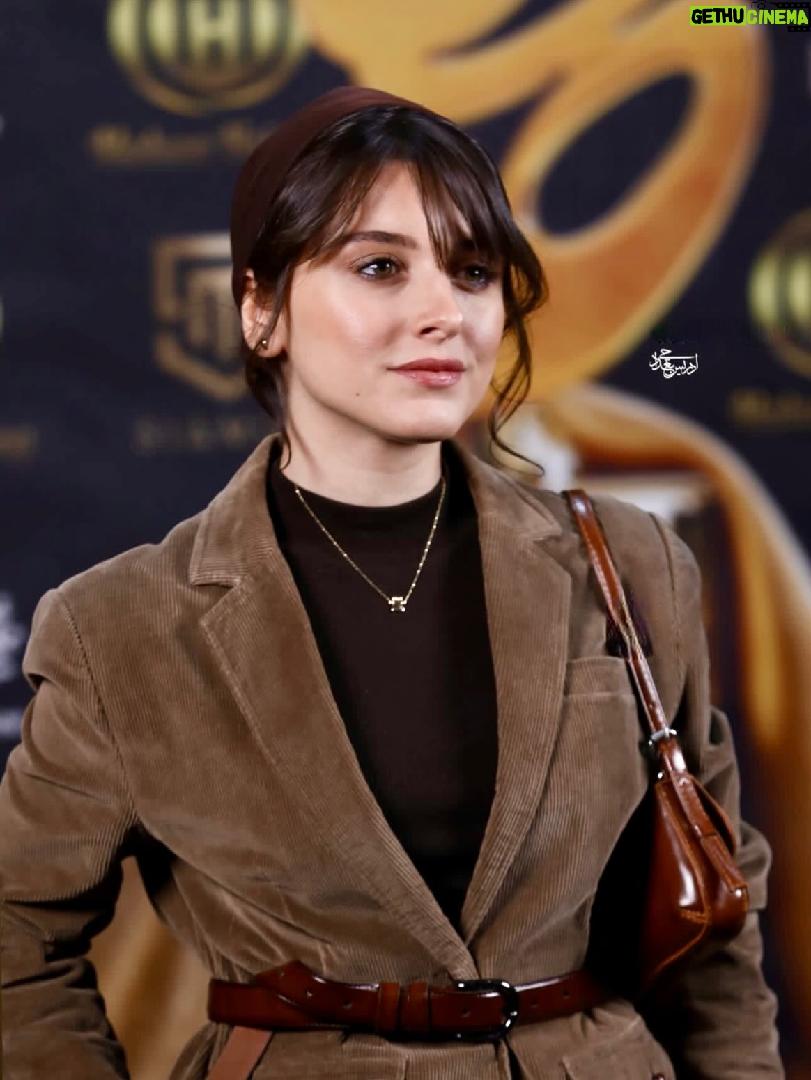 Fatemeh Masoudifar - 34.3K Likes - .
Hafez Award for • THE TYPIST •
@omidmoallem 
@alioji 
@farzam.shekari 
@hafezawards 
@donyayetassvir 
Style by @hamide.talebzade ♥️