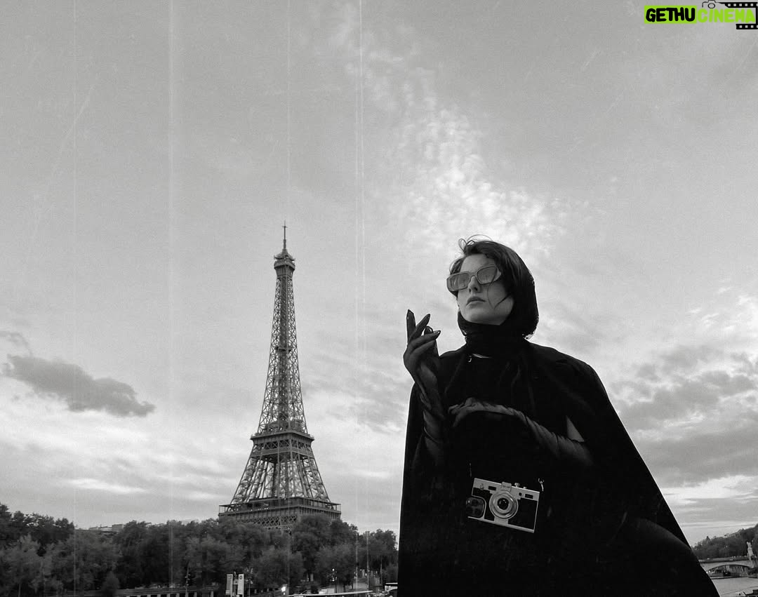 Fatemeh Masoudifar - 7.9K Likes - .
La joie venait toujours après la peine.
.
Joy always came after pain. 
.
#guillaumeapollinaire