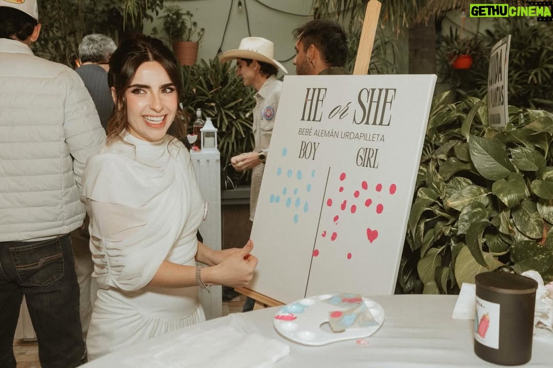 Fernanda Urdapilleta - 169.1K Likes - Obvio todo lo hicimos en @coquiclub_ que es el lugar perfecto para cualquier celebración 🤍 súper aesthetic y es como si estuvieras afuera de la ciudad pero… spolier alert: todo es dentro de la ciudad 👏🏼